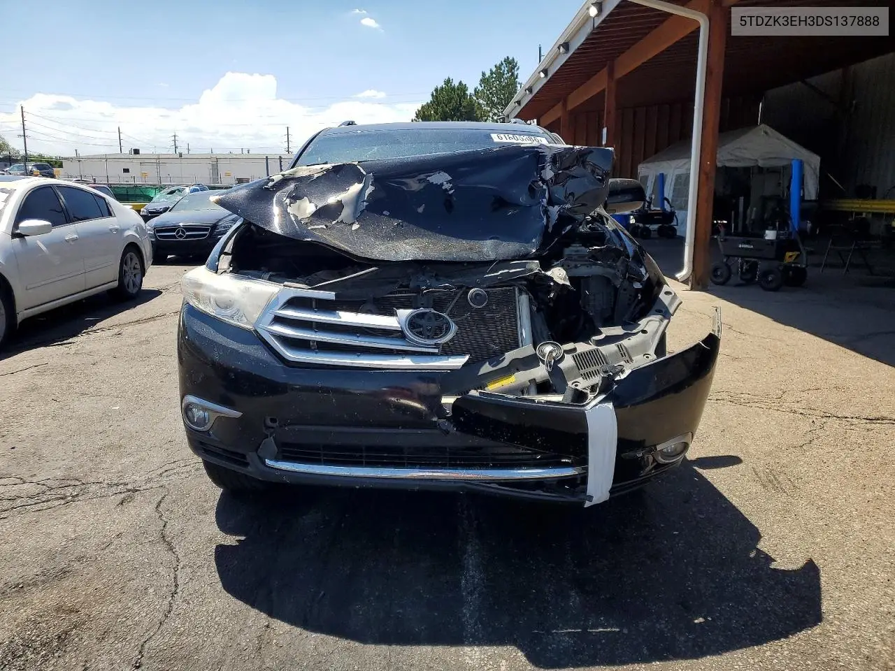 2013 Toyota Highlander Se VIN: 5TDZK3EH3DS137888 Lot: 61805386