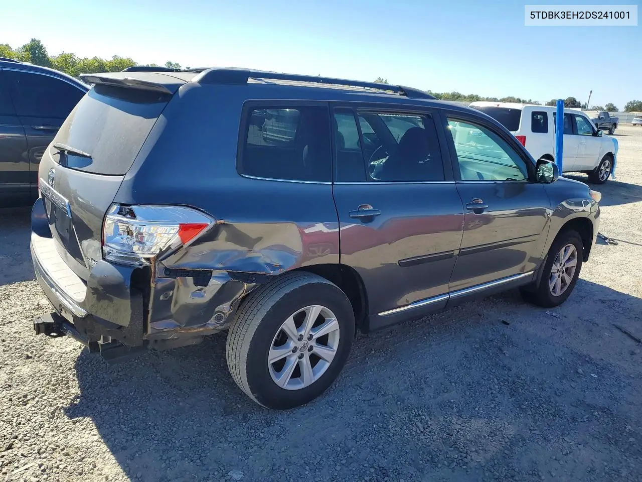 2013 Toyota Highlander Plus VIN: 5TDBK3EH2DS241001 Lot: 61923936