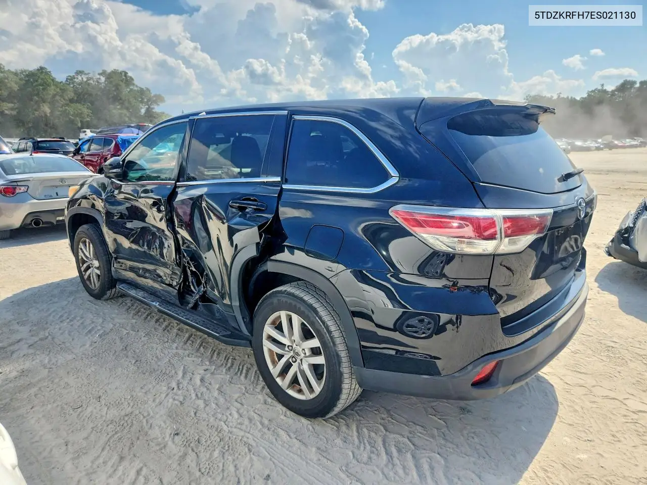 2014 Toyota Highlander Le VIN: 5TDZKRFH7ES021130 Lot: 58090396