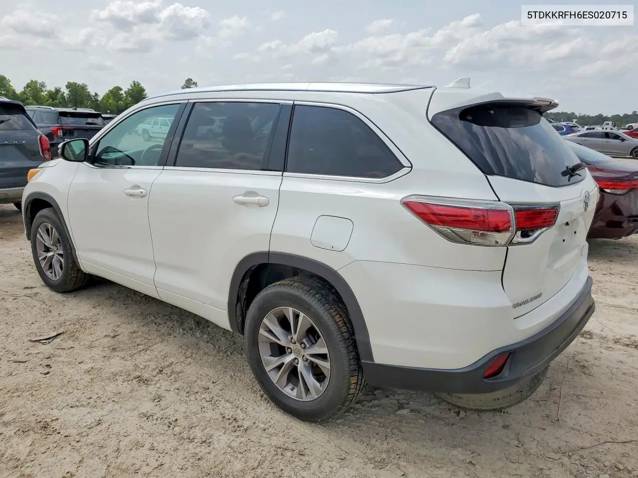 2014 Toyota Highlander Xle VIN: 5TDKKRFH6ES020715 Lot: 58298856
