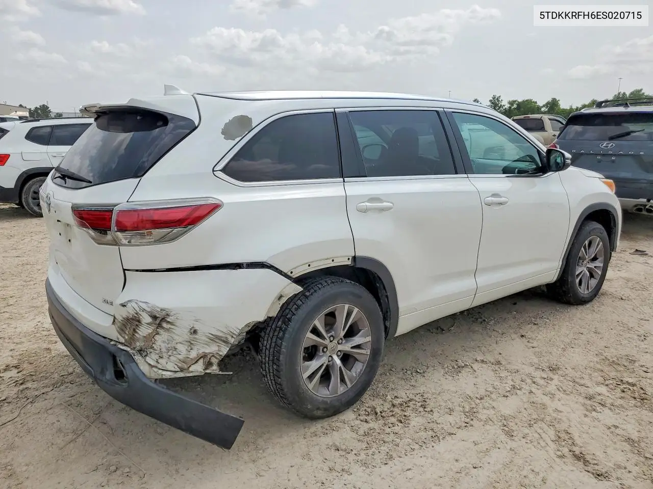 2014 Toyota Highlander Xle VIN: 5TDKKRFH6ES020715 Lot: 58298856