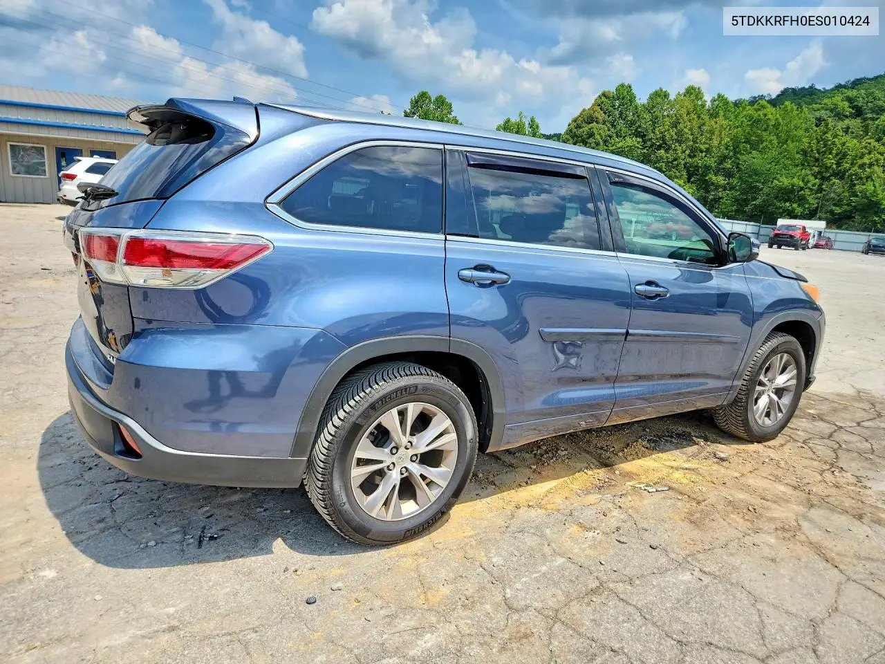 2014 Toyota Highlander Xle VIN: 5TDKKRFH0ES010424 Lot: 61135276