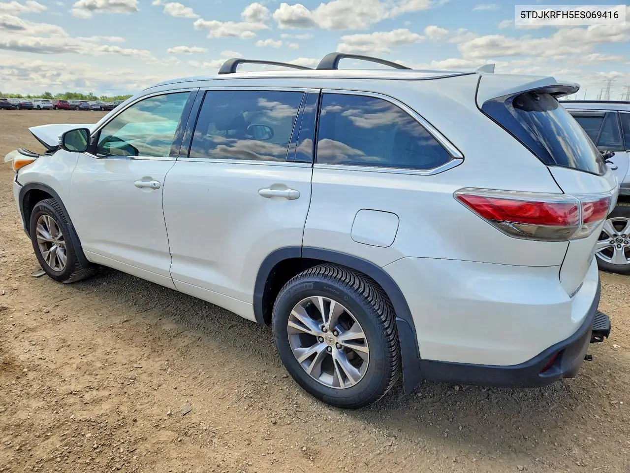 2014 Toyota Highlander Xle VIN: 5TDJKRFH5ES069416 Lot: 61961496