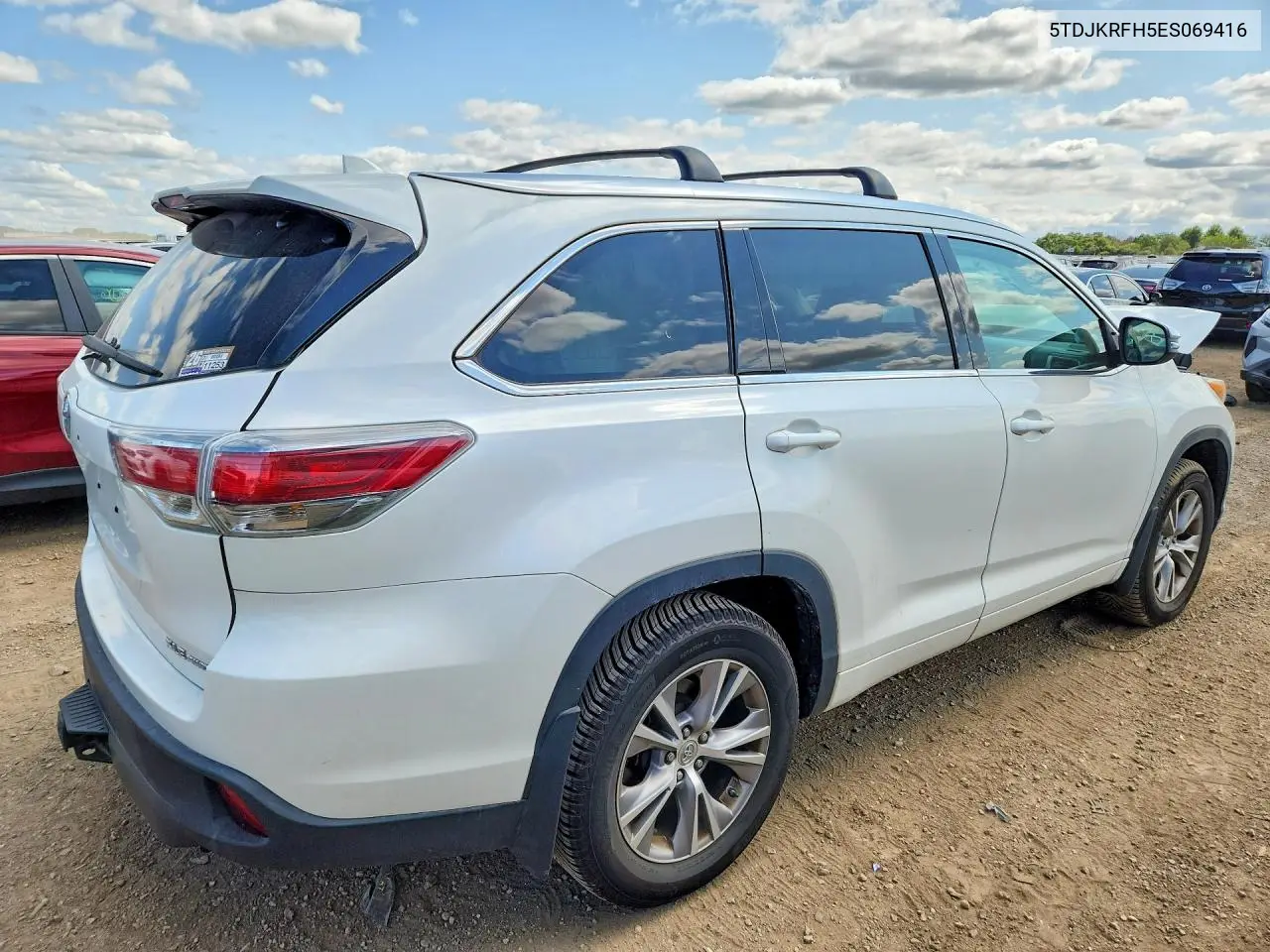 2014 Toyota Highlander Xle VIN: 5TDJKRFH5ES069416 Lot: 61961496