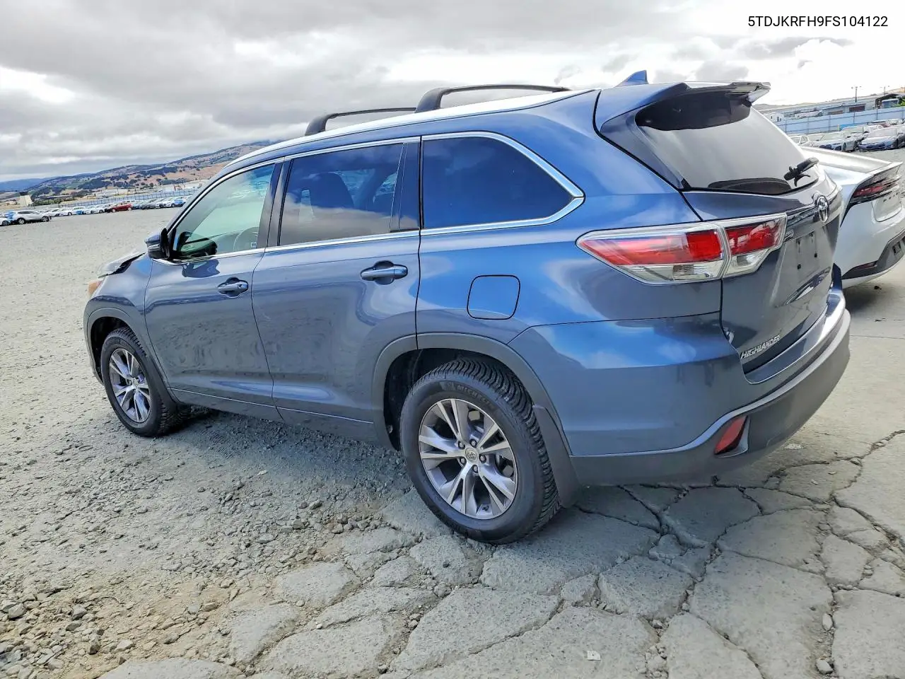 2015 Toyota Highlander Xle VIN: 5TDJKRFH9FS104122 Lot: 61635676