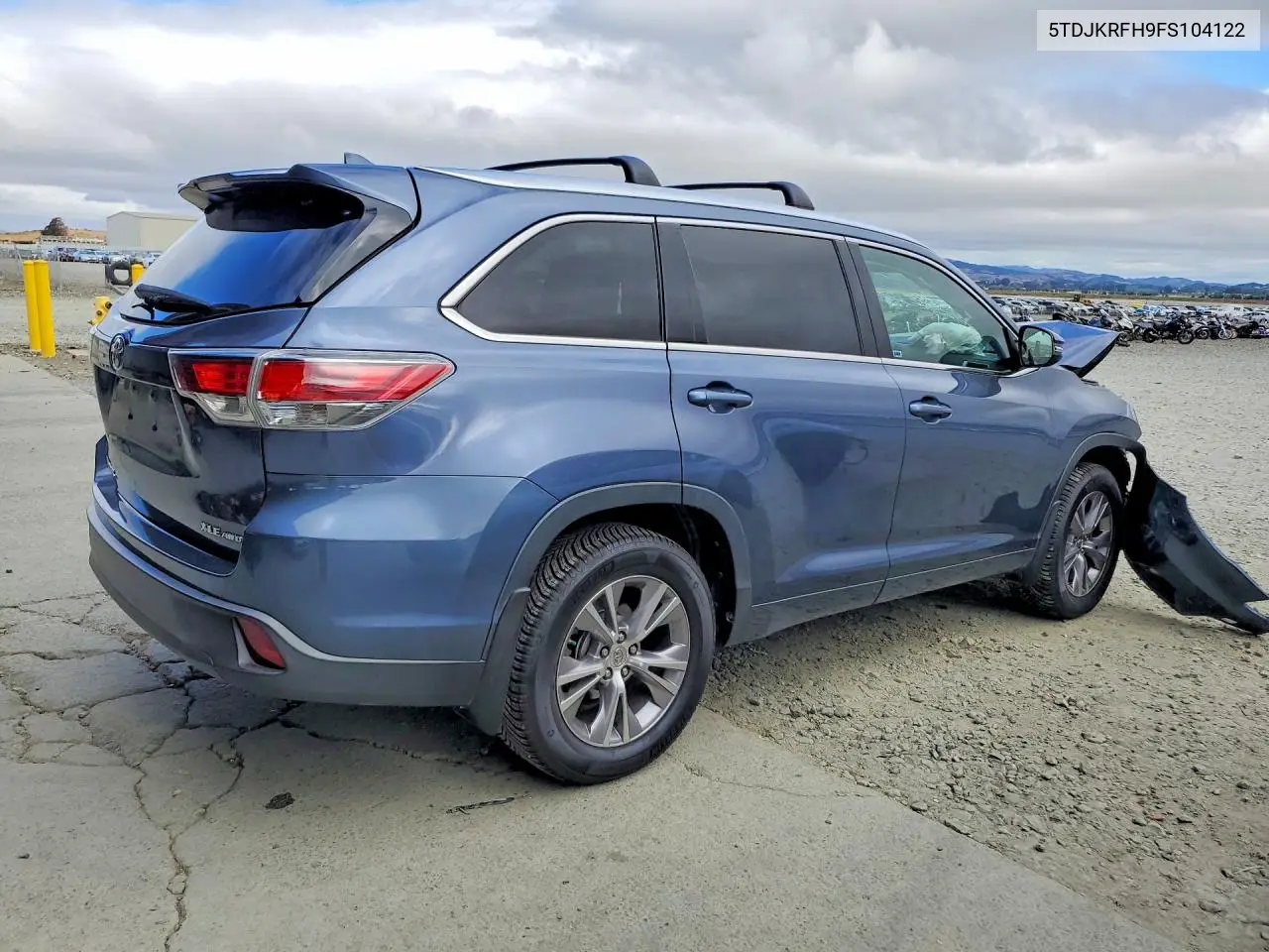 2015 Toyota Highlander Xle VIN: 5TDJKRFH9FS104122 Lot: 61635676