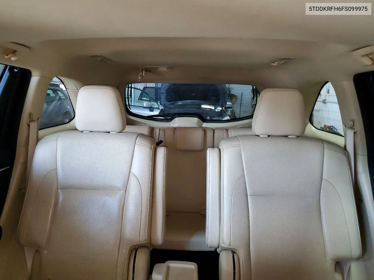 5TDDKRFH6FS099975 2015 Toyota Highlander Limited