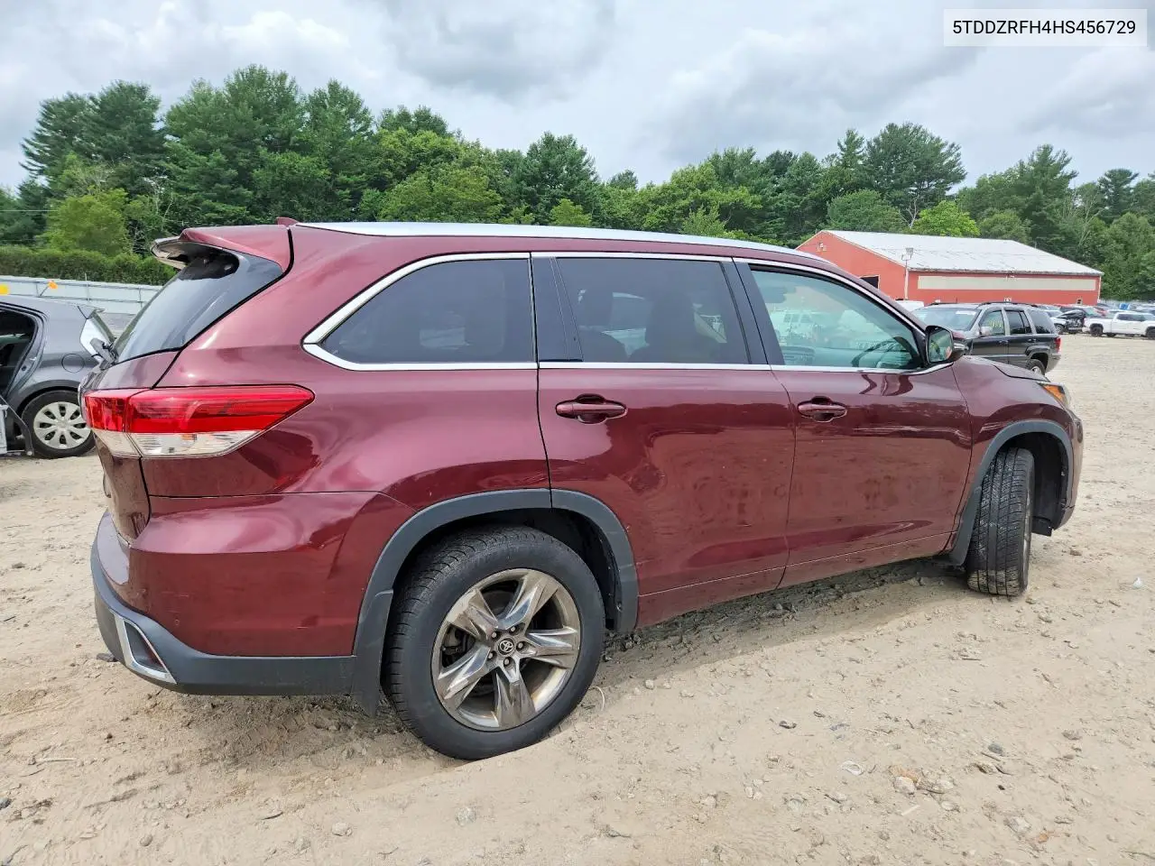 2017 Toyota Highlander Limited Platinum VIN: 5TDDZRFH4HS456729 Lot: 61222216