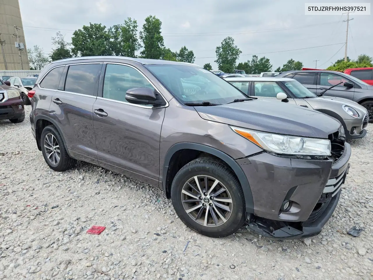 2017 Toyota Highlander Xle VIN: 5TDJZRFH9HS397521 Lot: 61474466