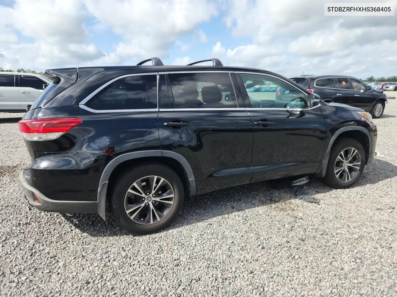 2017 Toyota Highlander Le VIN: 5TDBZRFHXHS368405 Lot: 61942186