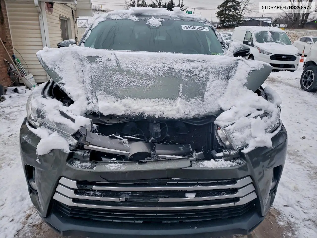5TDBZRFH7HS398977 2017 Toyota Highlander Le