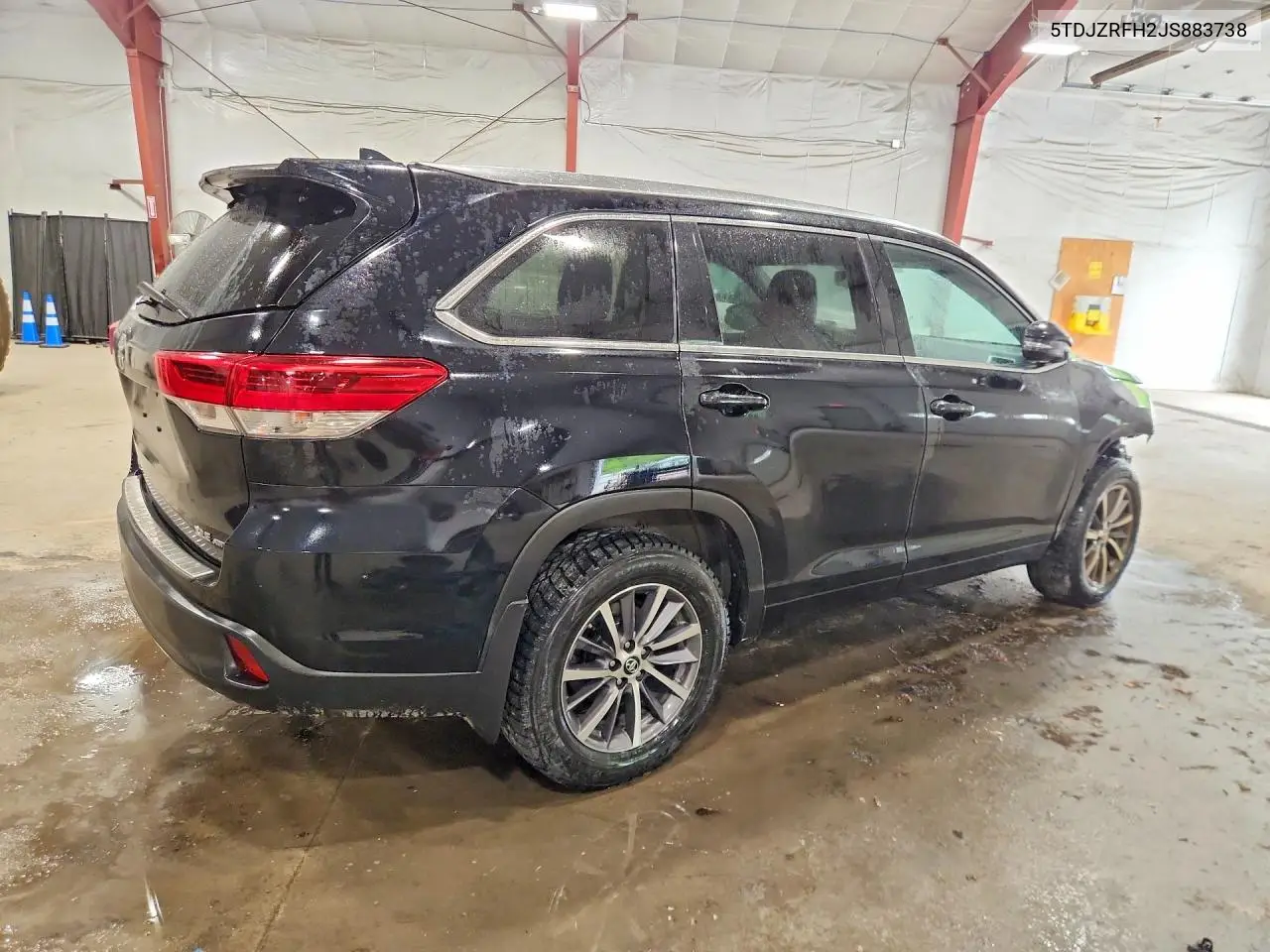 2018 Toyota Highlander Xle VIN: 5TDJZRFH2JS883738 Lot: 60755936