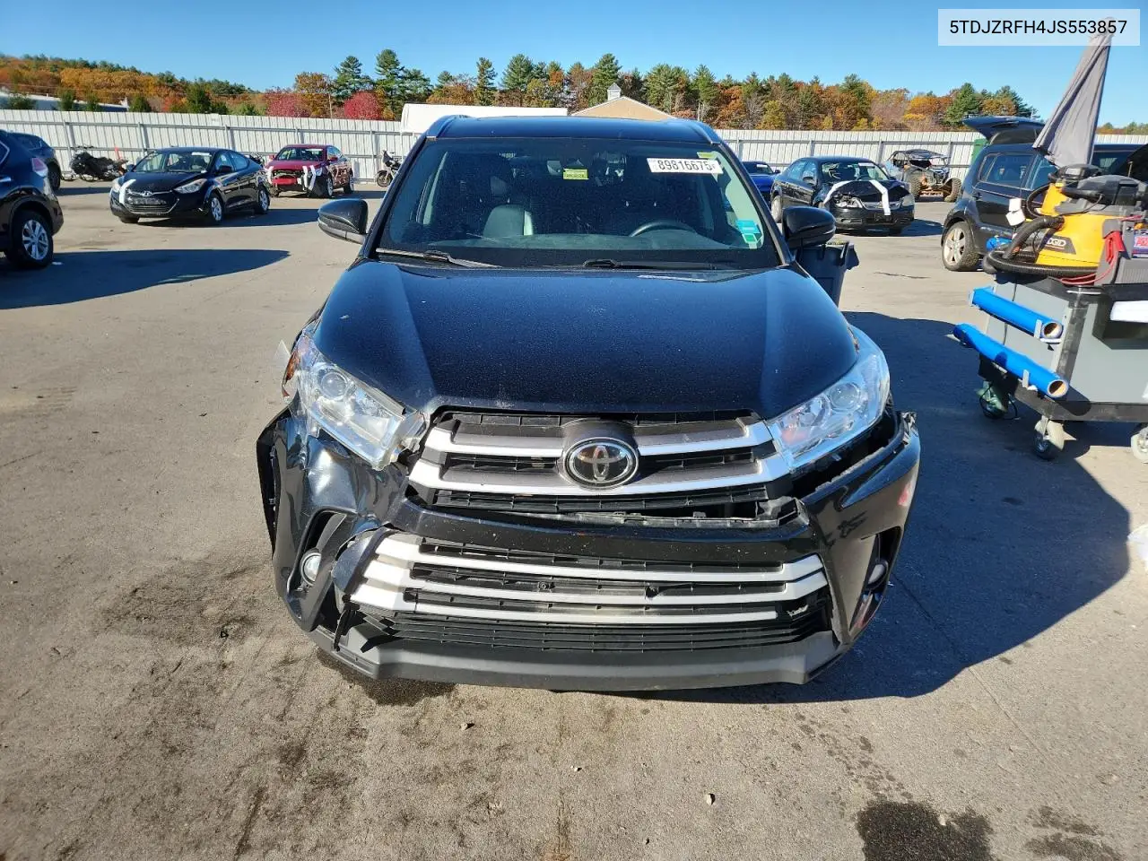 5TDJZRFH4JS553857 2018 Toyota Highlander Se