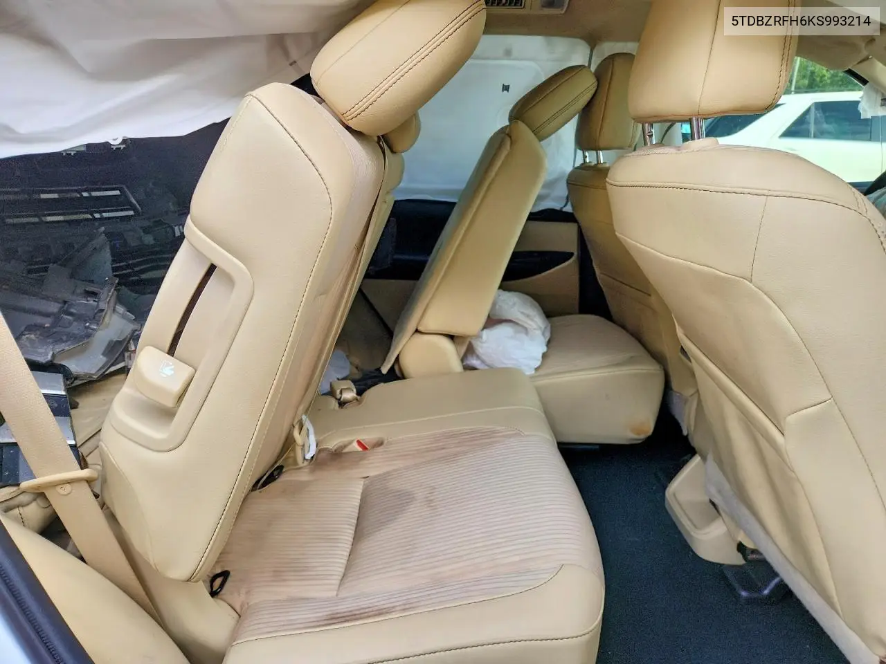 2019 Toyota Highlander Le Plus VIN: 5TDBZRFH6KS993214 Lot: 54829996