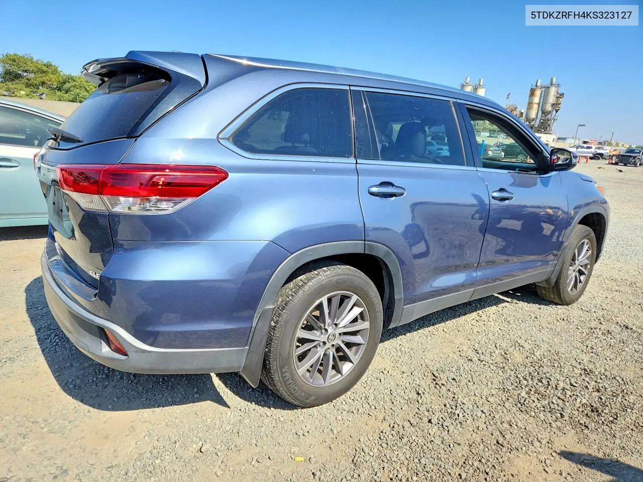 2019 Toyota Highlander Xle VIN: 5TDKZRFH4KS323127 Lot: 58568226