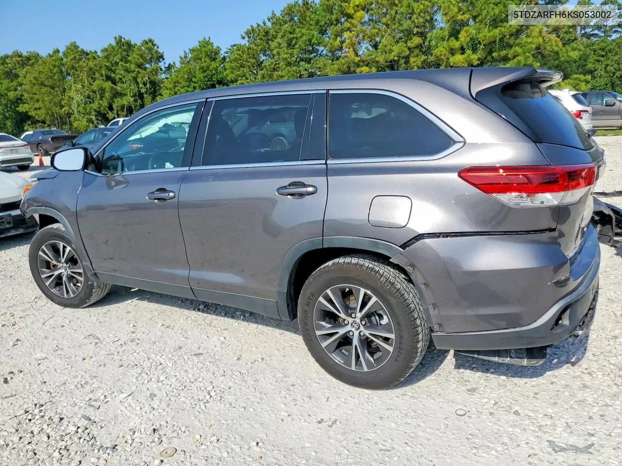 2019 Toyota Highlander Le VIN: 5TDZARFH6KS053002 Lot: 60561816