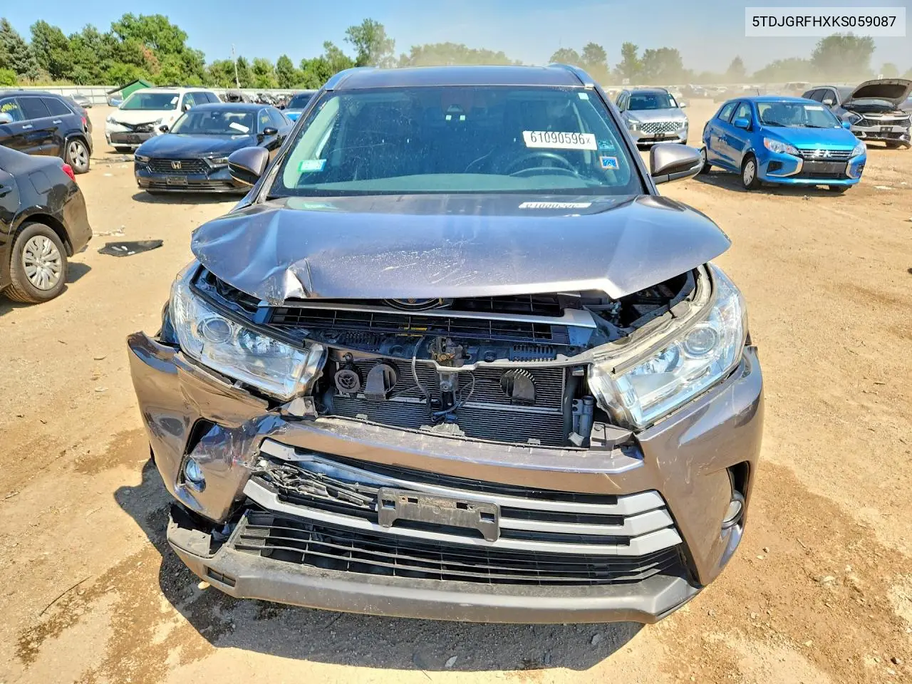 2019 Toyota Highlander Hybrid Xle VIN: 5TDJGRFHXKS059087 Lot: 61090596