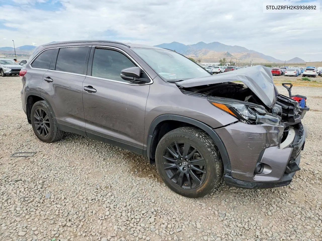 2019 Toyota Highlander Se VIN: 5TDJZRFH2KS936892 Lot: 61343246