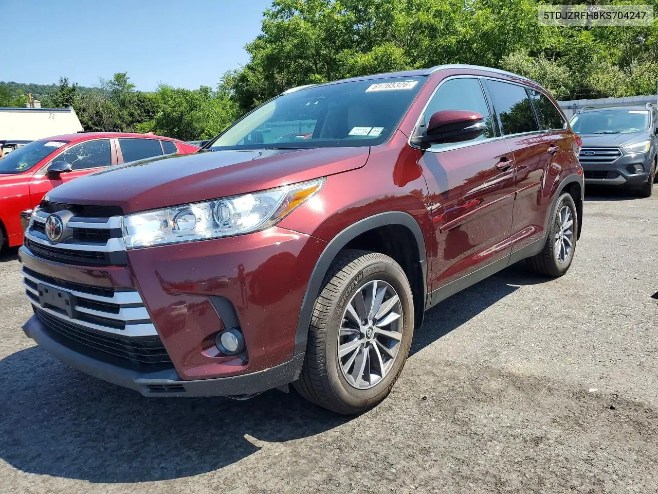 2019 Toyota Highlander Xle VIN: 5TDJZRFH8KS704247 Lot: 61765326