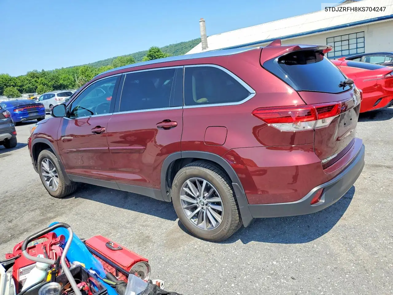 2019 Toyota Highlander Xle VIN: 5TDJZRFH8KS704247 Lot: 61765326