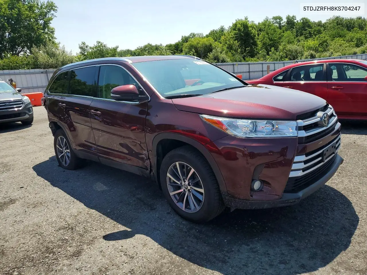 2019 Toyota Highlander Xle VIN: 5TDJZRFH8KS704247 Lot: 61765326