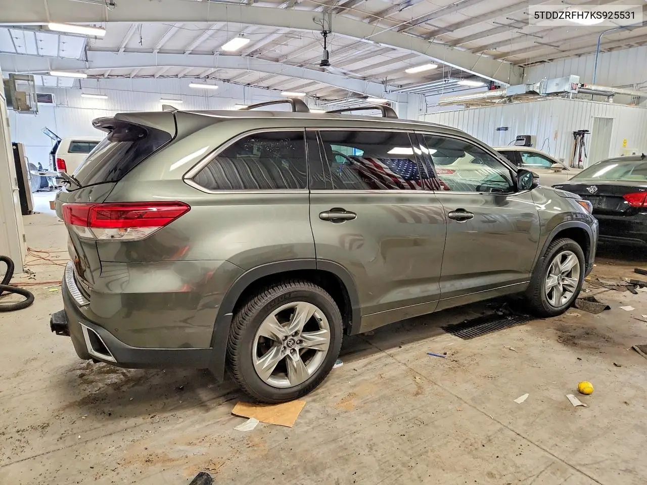 2019 Toyota Highlander Limited VIN: 5TDDZRFH7KS925531 Lot: 61790416