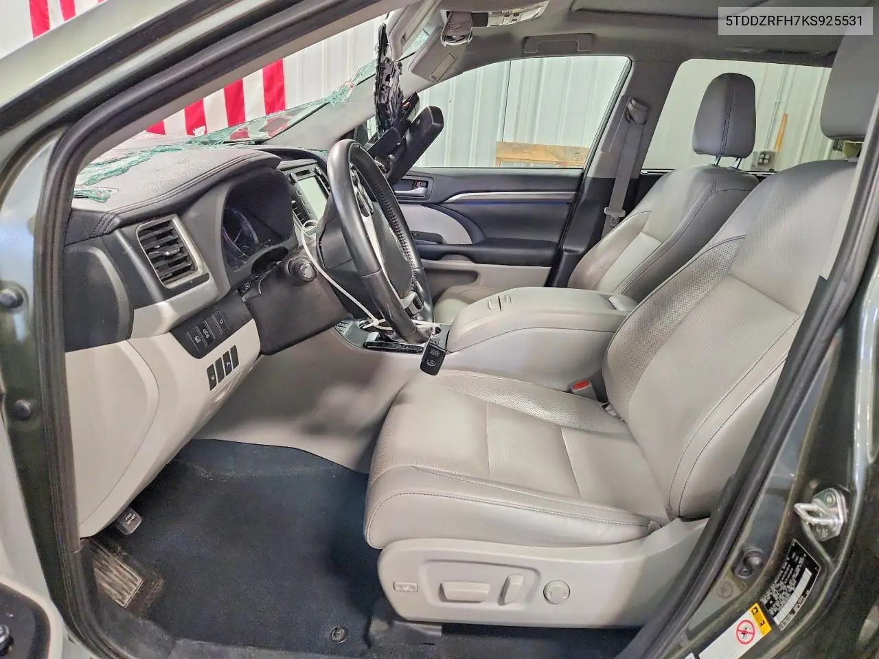 2019 Toyota Highlander Limited VIN: 5TDDZRFH7KS925531 Lot: 61790416