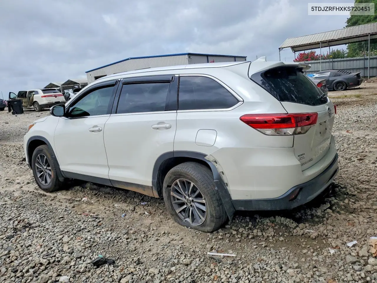 2019 Toyota Highlander Xle VIN: 5TDJZRFHXKS720451 Lot: 61860696