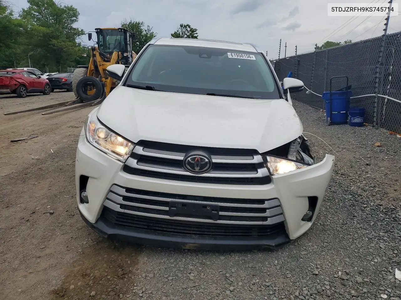 2019 Toyota Highlander Xle VIN: 5TDJZRFH9KS745714 Lot: 61950156