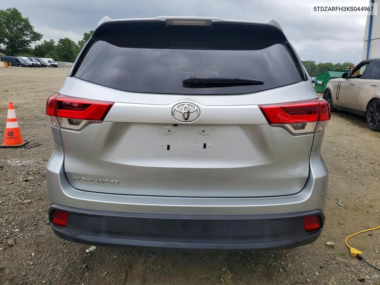 2019 Toyota Highlander Le VIN: 5TDZARFH3KS044967 Lot: 62034516