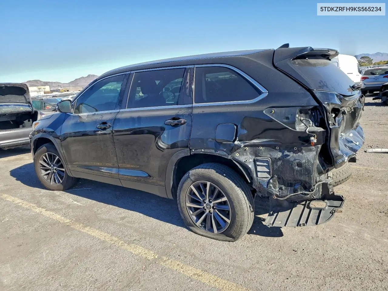 5TDKZRFH9KS565234 2019 Toyota Highlander Se