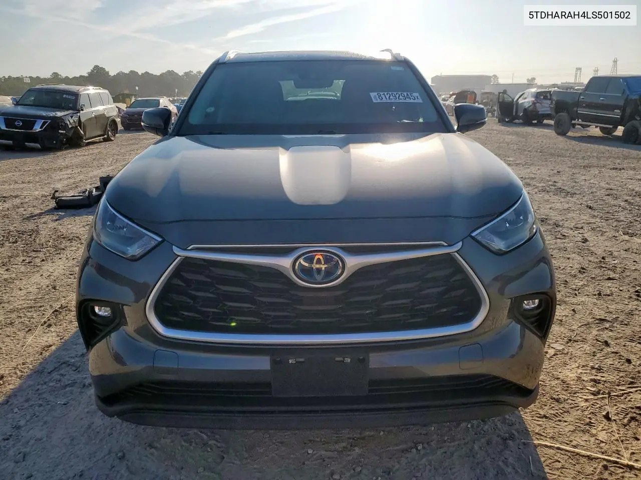 5TDHARAH4LS501502 2020 Toyota Highlander Hybrid Xle