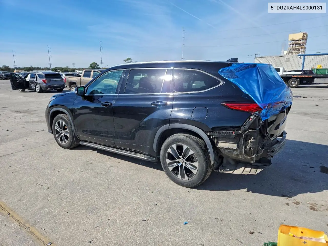 5TDGZRAH4LS000131 2020 Toyota Highlander Xle