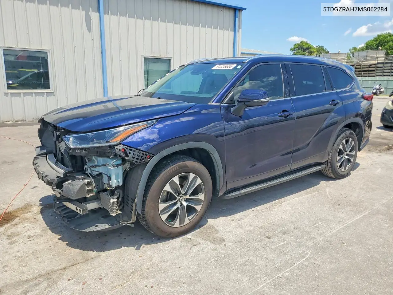 2021 Toyota Highlander Xle VIN: 5TDGZRAH7MS062284 Lot: 61028606