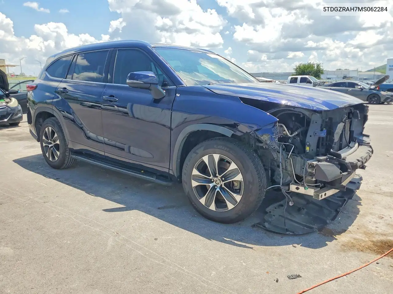 2021 Toyota Highlander Xle VIN: 5TDGZRAH7MS062284 Lot: 61028606