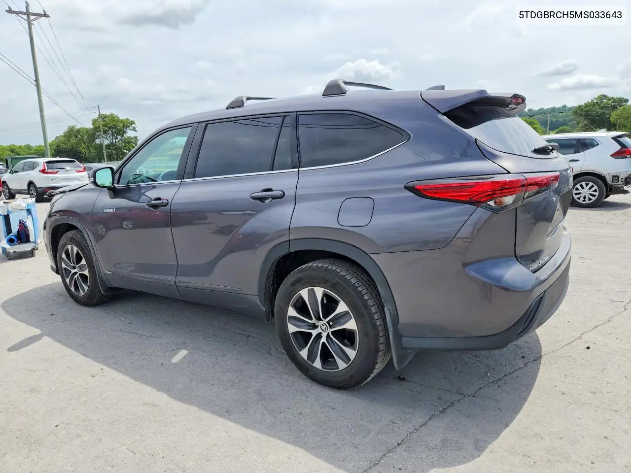 2021 Toyota Highlander Hybrid Xle VIN: 5TDGBRCH5MS033643 Lot: 61610866