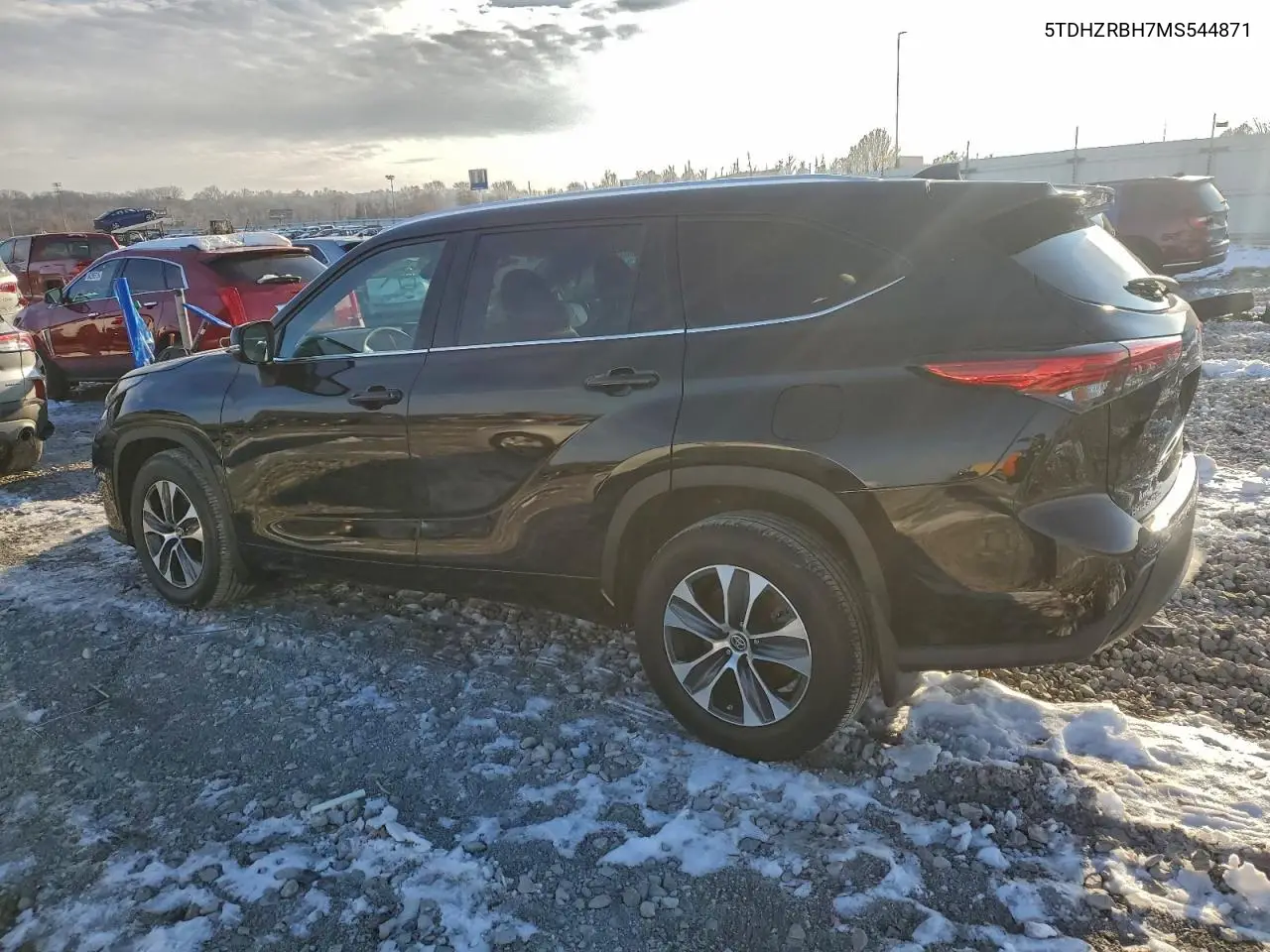 5TDHZRBH7MS544871 2021 Toyota Highlander