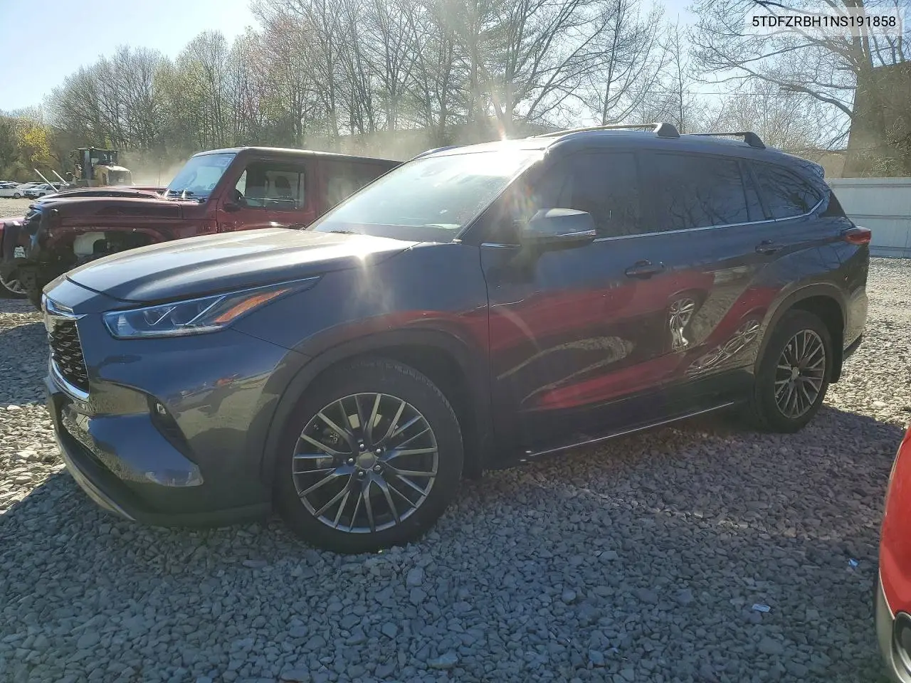 2022 Toyota Highlander Platinum