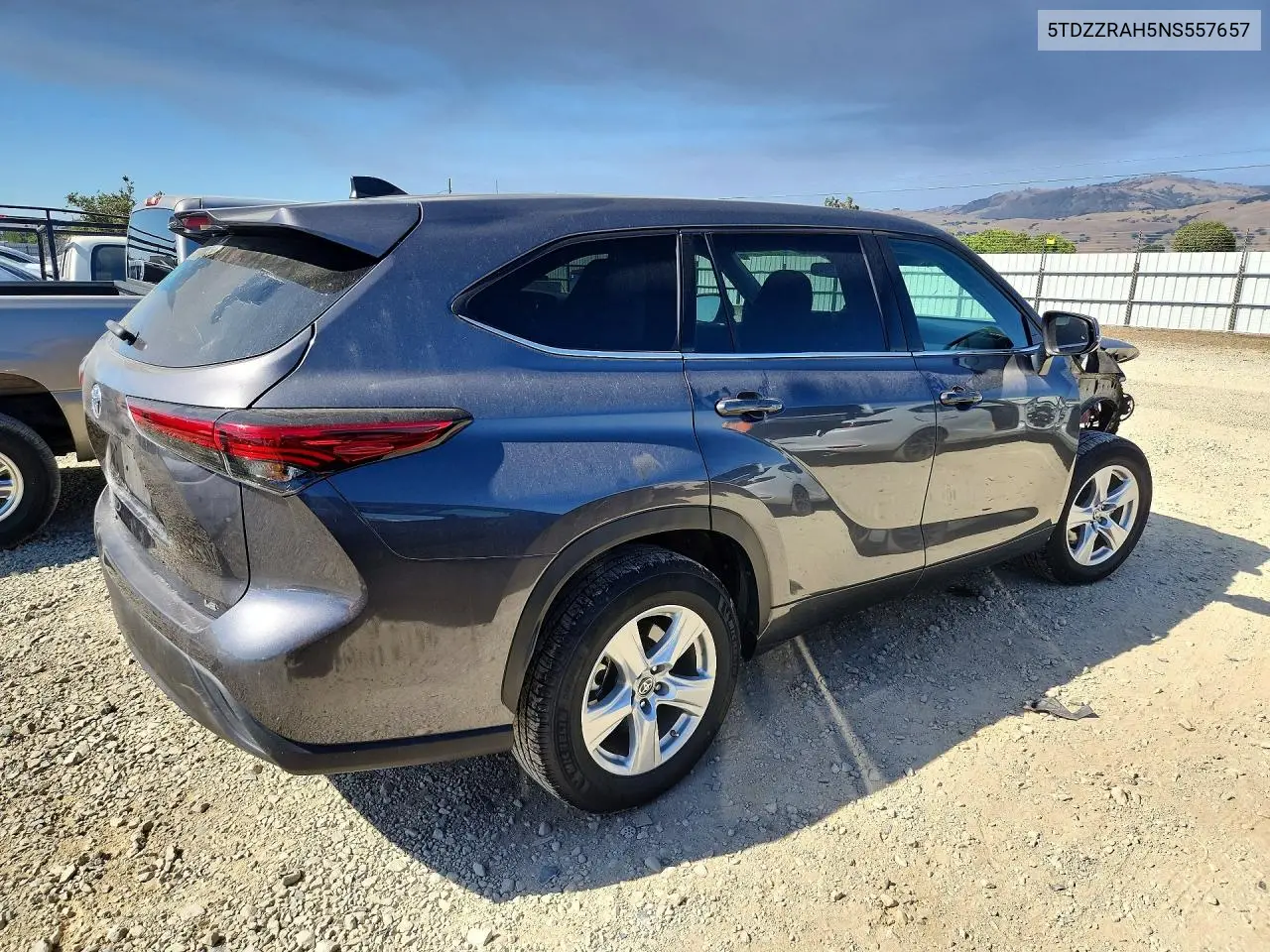 2022 Toyota Highlander Le VIN: 5TDZZRAH5NS557657 Lot: 57253526