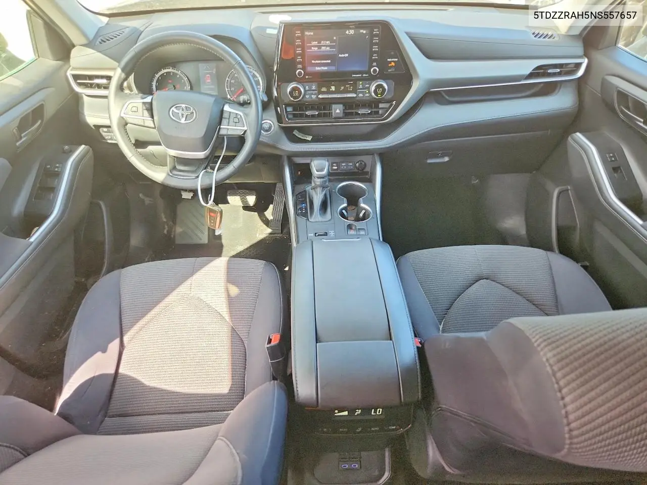2022 Toyota Highlander Le VIN: 5TDZZRAH5NS557657 Lot: 57253526