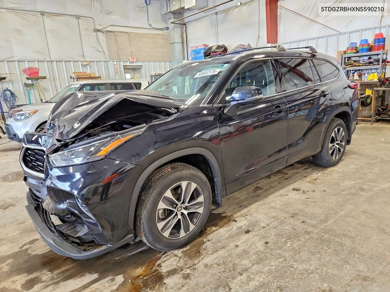 2022 Toyota Highlander Xle VIN: 5TDGZRBHXNS590210 Lot: 58804176