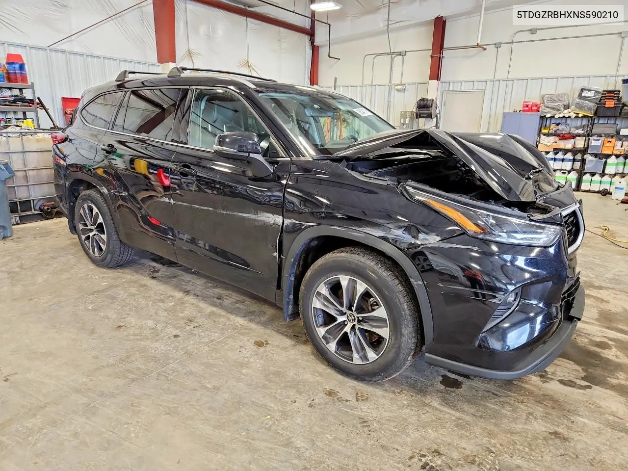 2022 Toyota Highlander Xle VIN: 5TDGZRBHXNS590210 Lot: 58804176