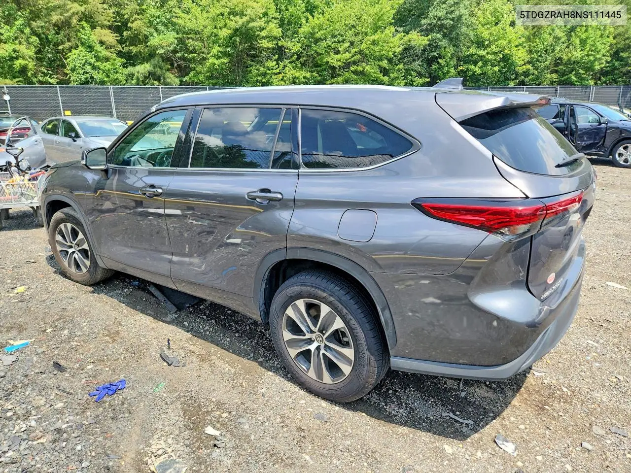 2022 Toyota Highlander Xle VIN: 5TDGZRAH8NS111445 Lot: 60663776