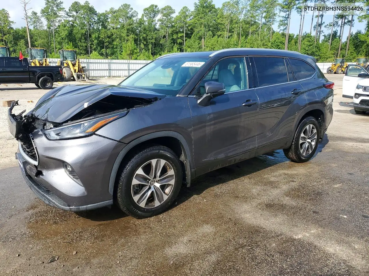 2022 Toyota Highlander Xle VIN: 5TDHZRBH3NS594426 Lot: 61565446