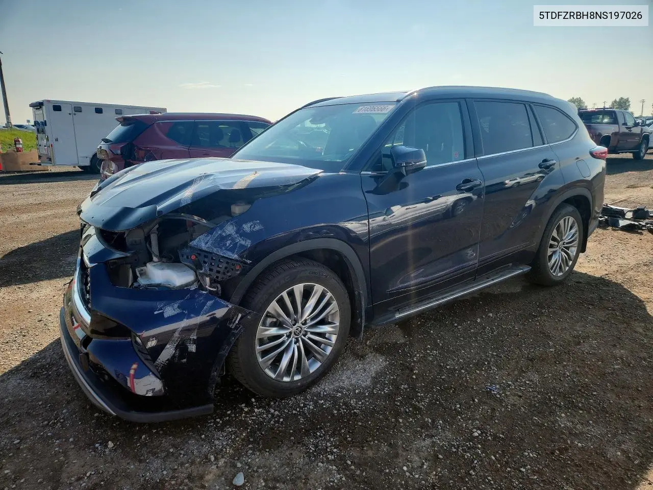 2022 Toyota Highlander Platinum VIN: 5TDFZRBH8NS197026 Lot: 61696566