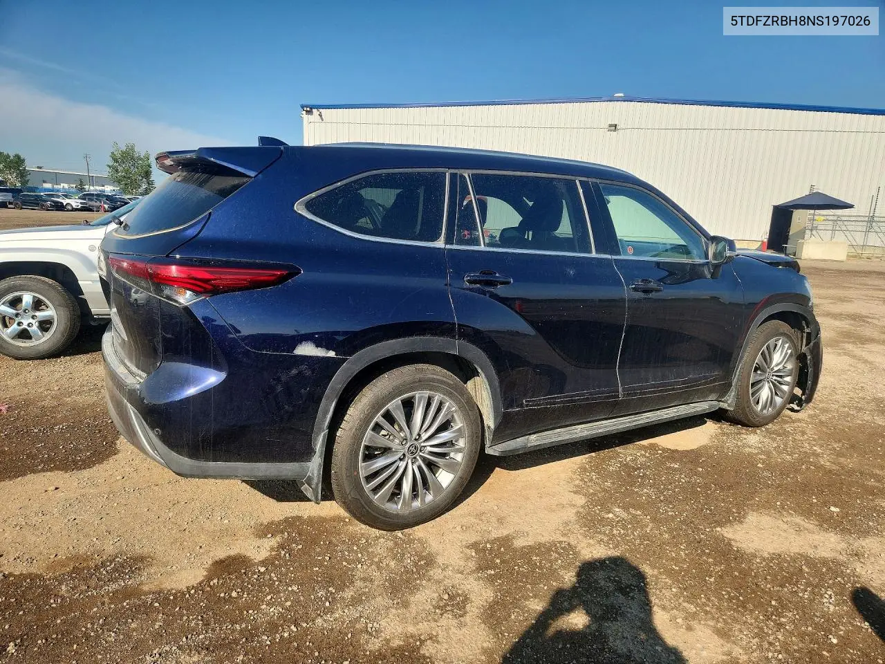 2022 Toyota Highlander Platinum VIN: 5TDFZRBH8NS197026 Lot: 61696566