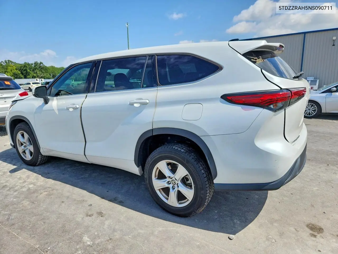2022 Toyota Highlander Le VIN: 5TDZZRAH5NS090711 Lot: 62063976