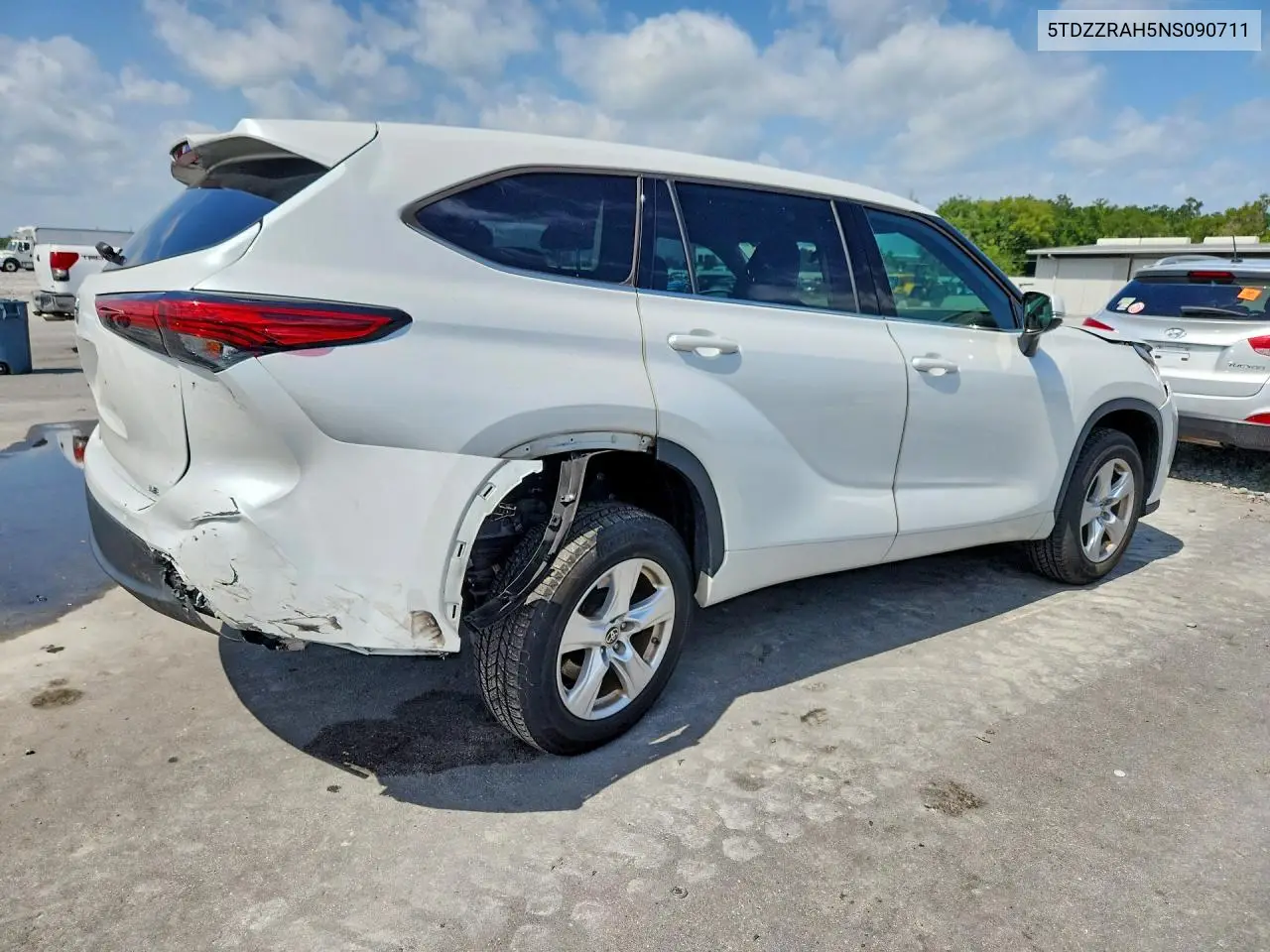 2022 Toyota Highlander Le VIN: 5TDZZRAH5NS090711 Lot: 62063976