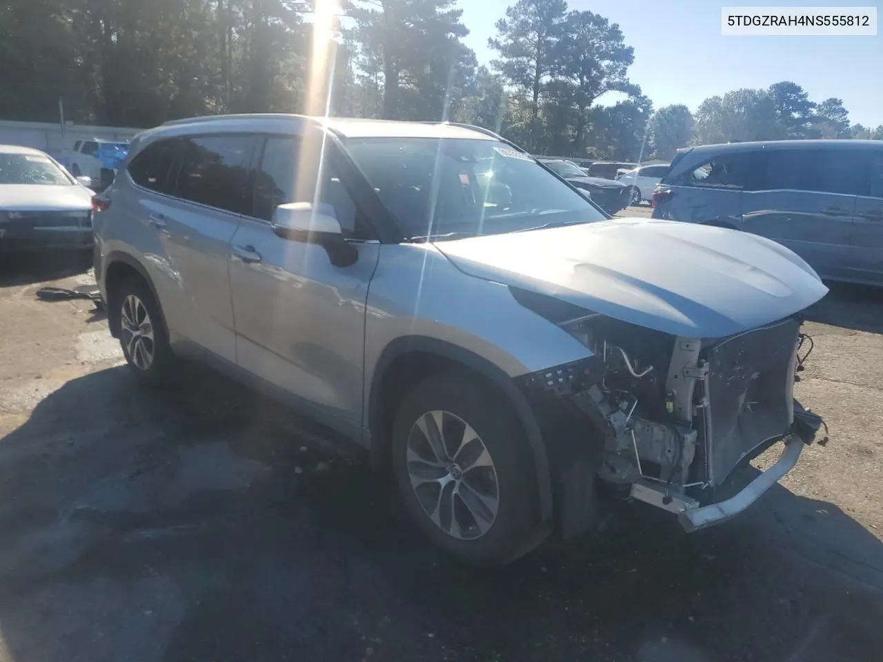 5TDGZRAH4NS555812 2022 Toyota Highlander Xle