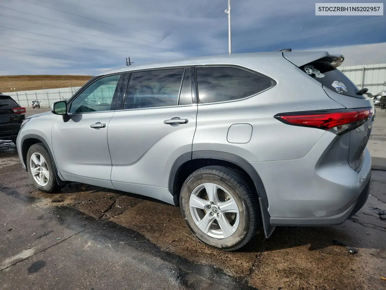 5TDCZRBH1NS202957 2022 Toyota Highlander L